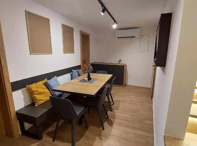 Casa Gray 2